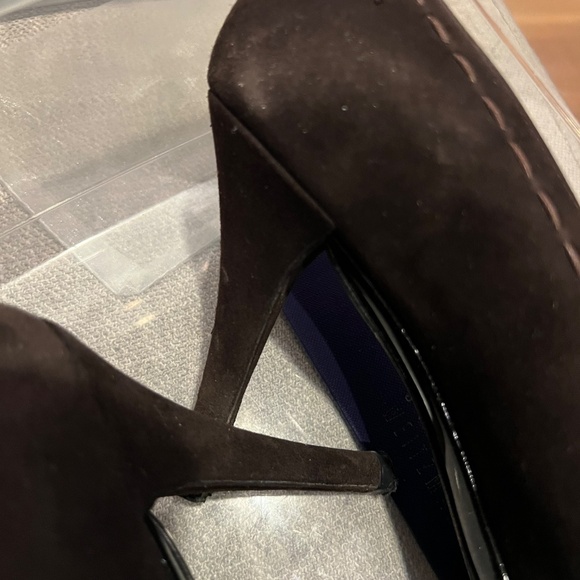 Stuart Weitzman Brown Suede Heels Original Designer Brown Stitching Strap/Button - Picture 8 of 11